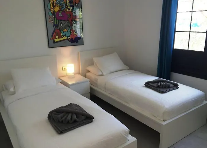 E25 Tabaibas * 卡门港